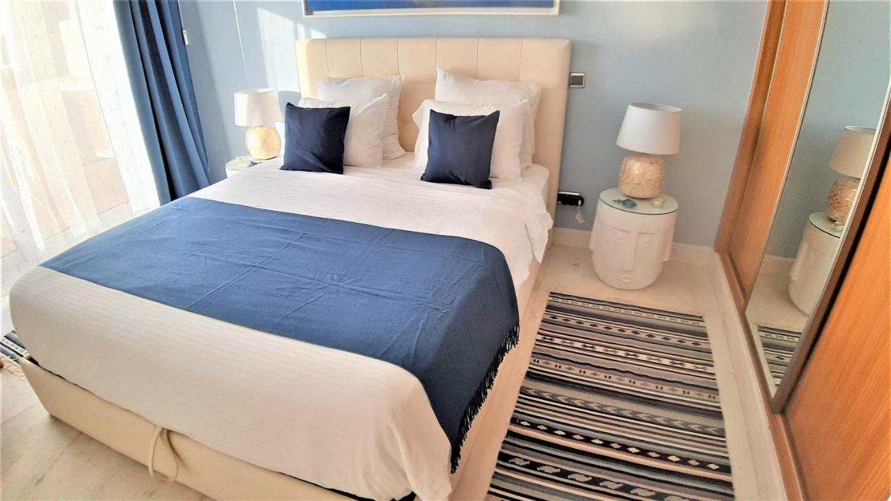 Potato Beach Apartment At Beach Front & Sea View Lagos Exterior foto